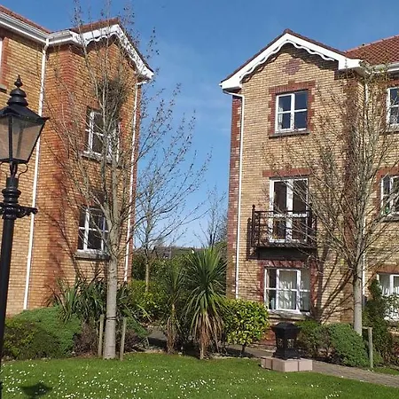 Staysligo - 19 Ardnua Village Apartment *